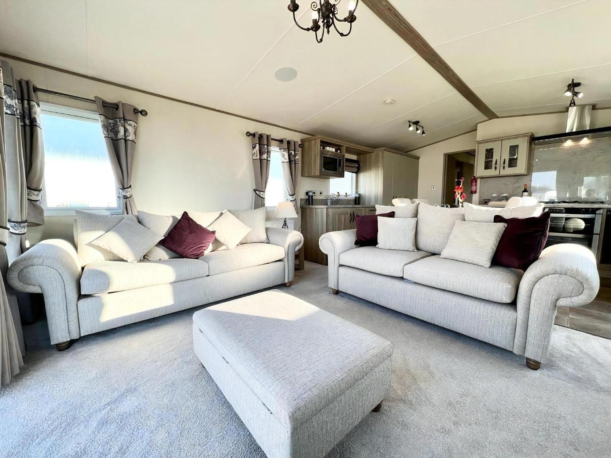 Stunning Caravan With Full Lake View At Southview Holiday Park Ref 33004Ml Скегнесс Экстерьер фото